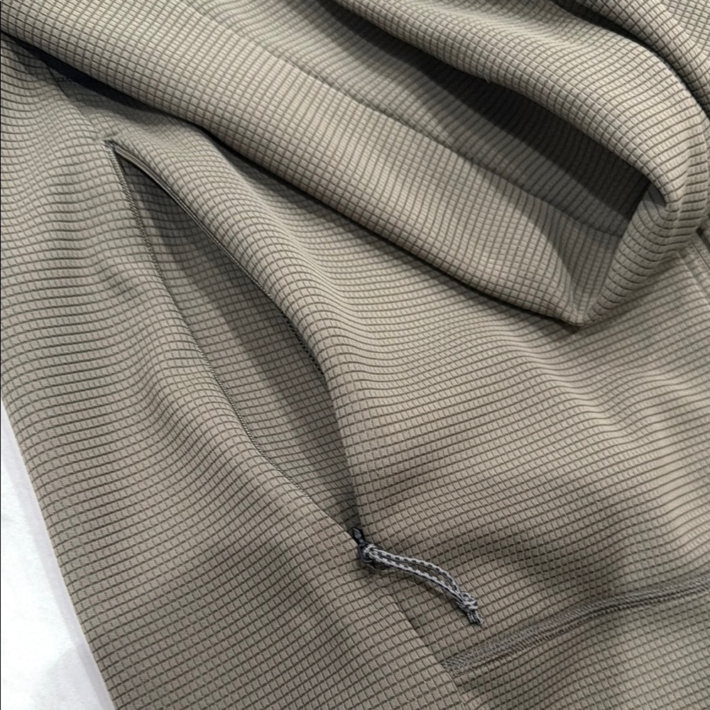 KUIU Peloton 240 Full Zip Wind Resistant Fleece Jacket Men’s Hunting-Olive - Picture 5 of 8